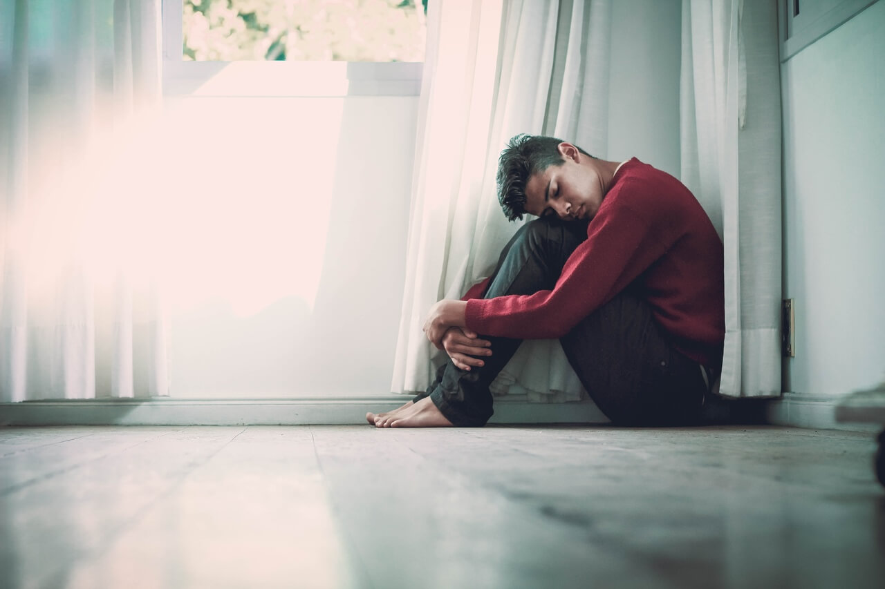 Depressão e seus sintomas: entenda os tipos e como melhorar da doença